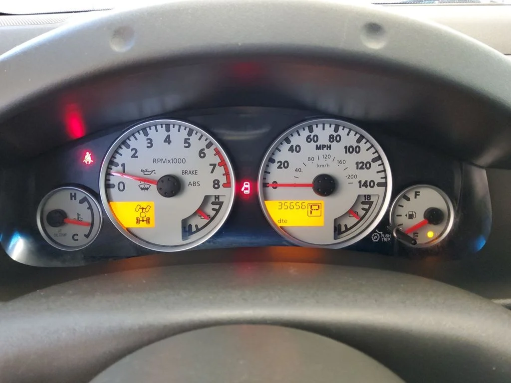 Used 2016 White Nissan PRO-4X image 10