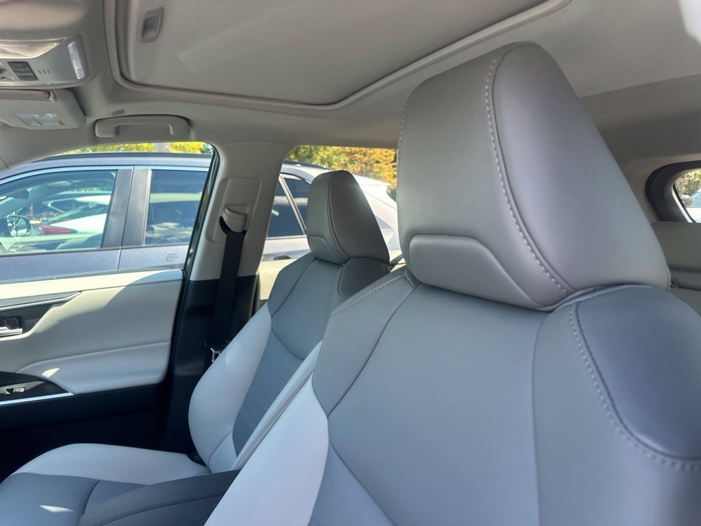 Used 2024 Black Toyota XLE Premium image 3