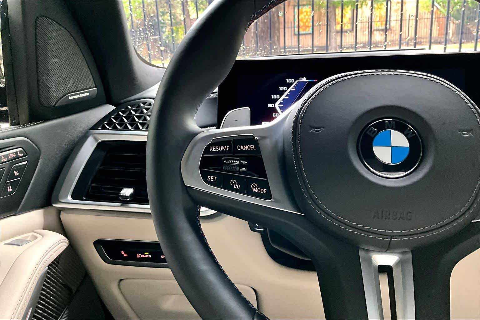 Used 2025 Skyscraper Grey Metallic BMW M60i image 23