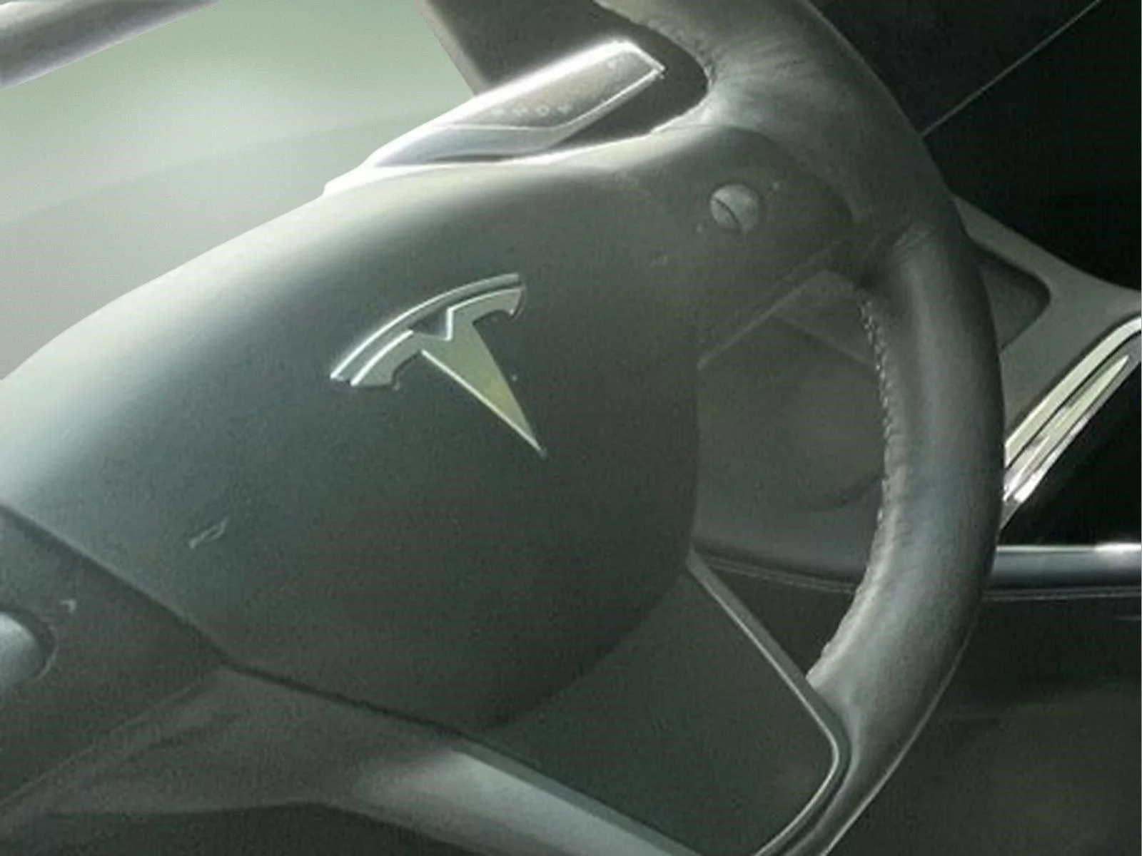 Used 2023  Tesla  image 19