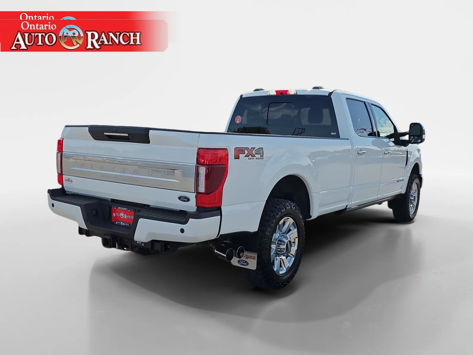 Used 2022 Star White Metallic Tri-Coat Ford Platinum image 5