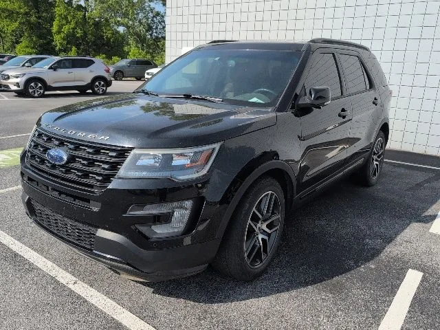 Used 2017 Black Ford Sport image 4