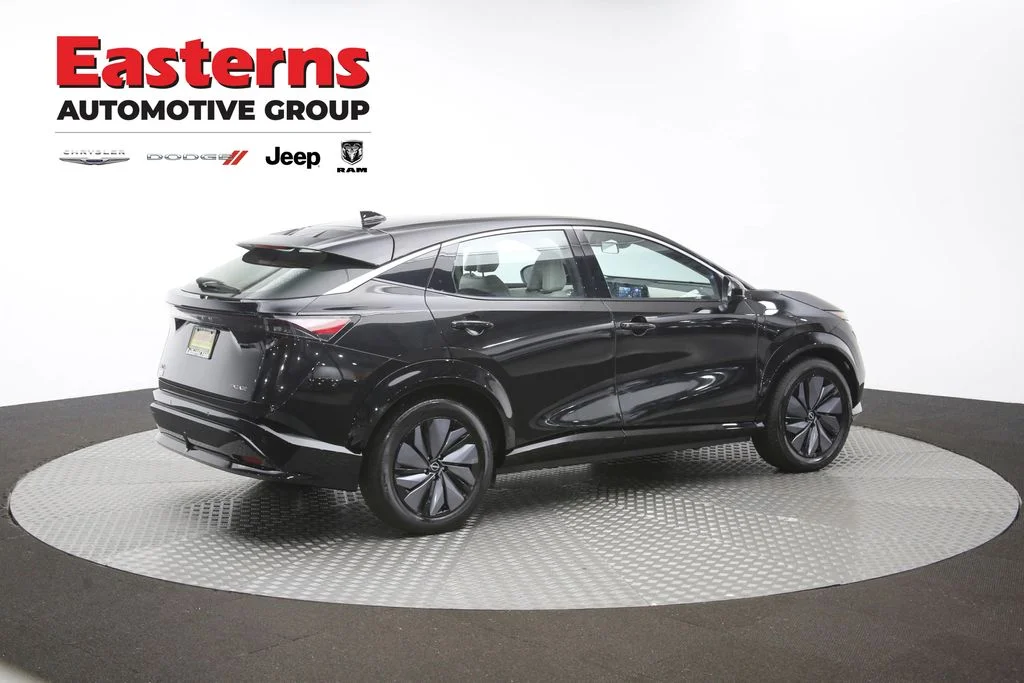 Used 2023 Black Nissan ENGAGE image 43