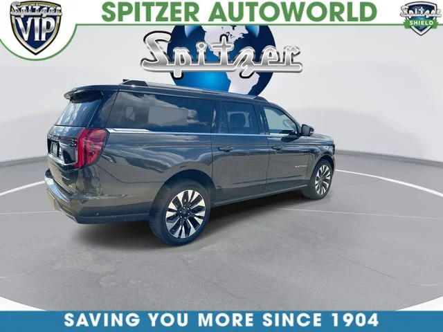 Used 2025 Gray Ford Platinum image 9