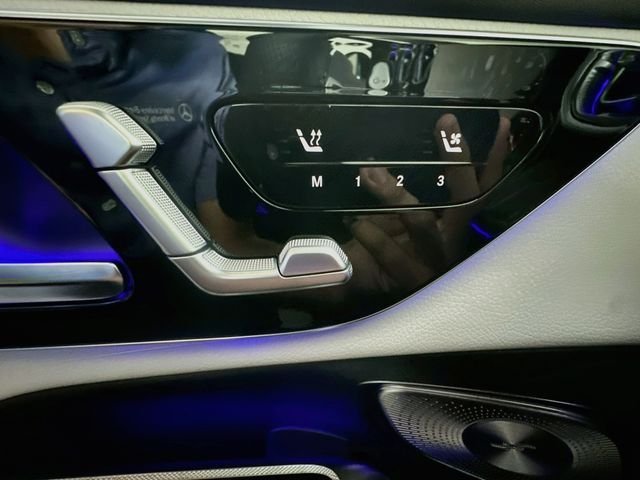 New 2027 MANUFAKTUR Alpine Grey Mercedes-Benz GLC 300 image 20