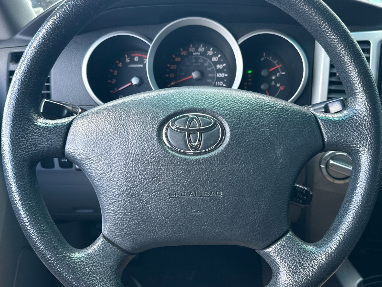 Used 2006 Salsa Red Pearl Toyota SR5 image 19