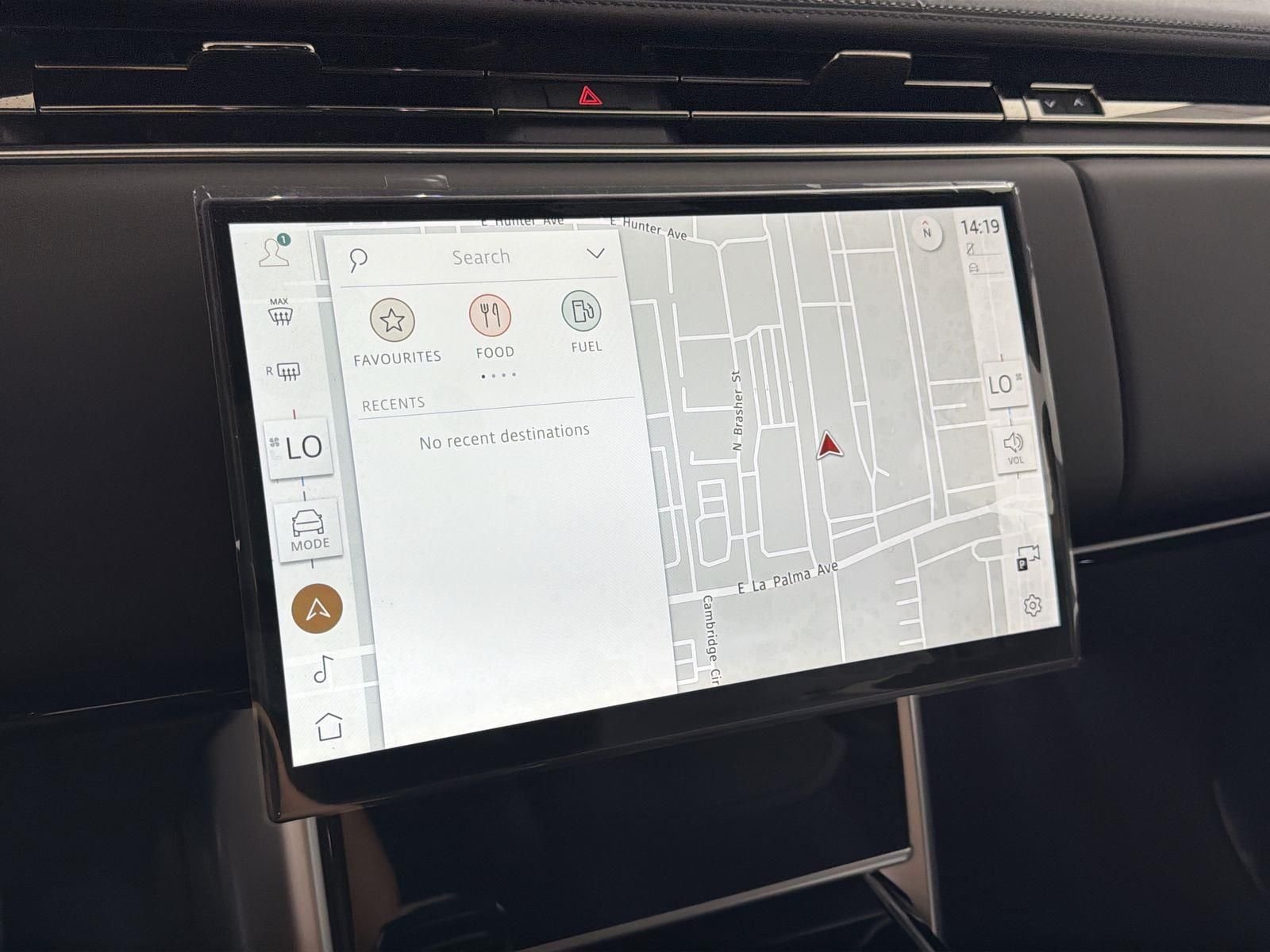 2026 Land Rover Range Rover SE - Photo 14