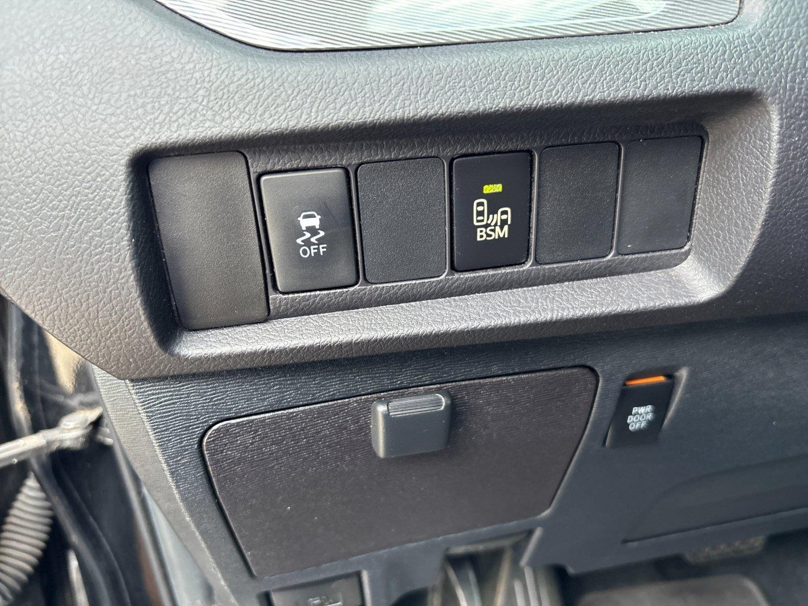Used 2016 Midnight Black Metallic Toyota SE image 16