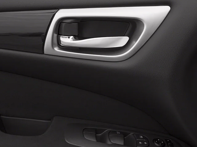 Used 2014 Dark Slate Nissan Platinum image 21