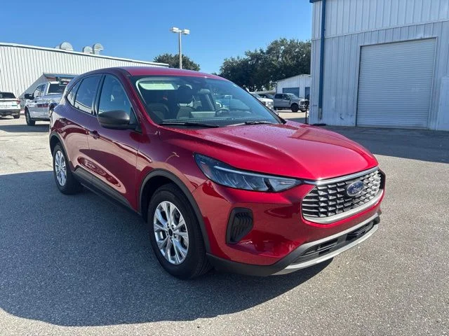 Used 2025 Red Ford Active image 3