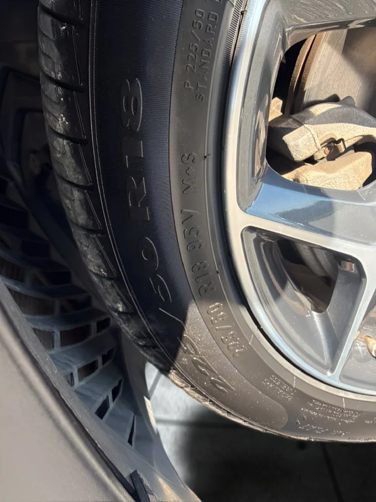 Used 2018 Blue BMW sDrive28i image 28