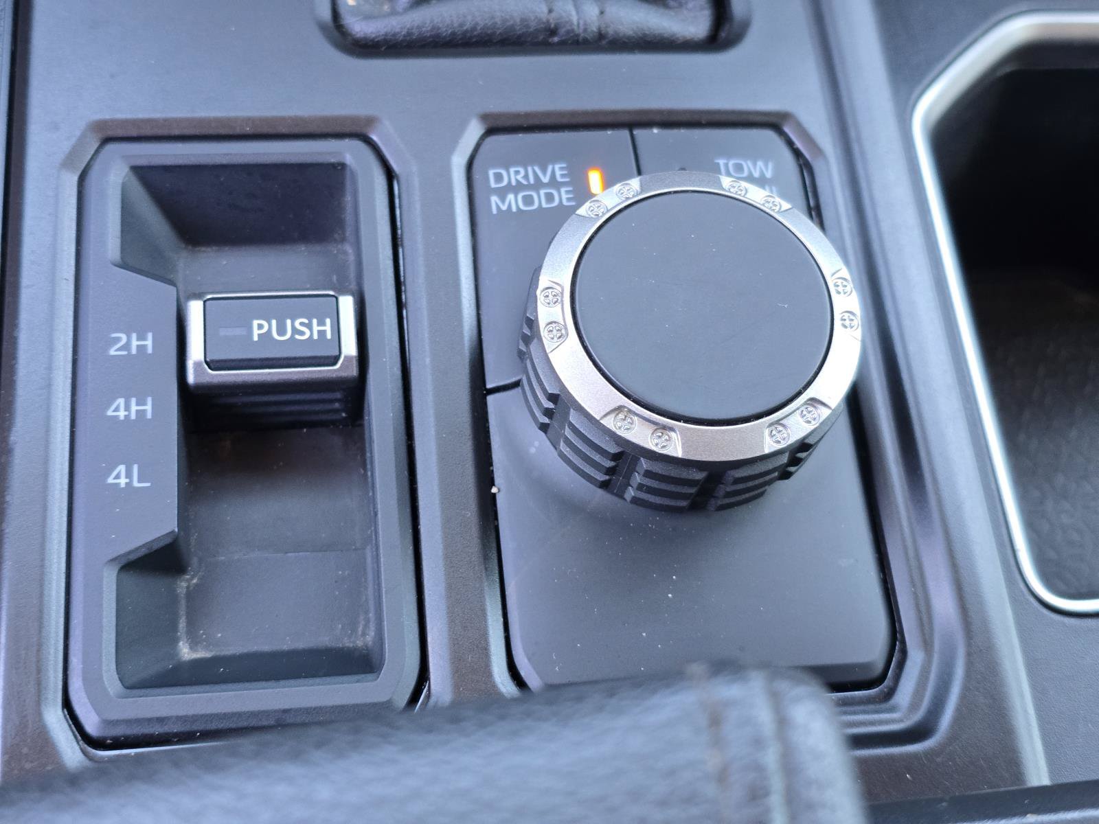 2024 Toyota Tundra SR5 - Photo 26