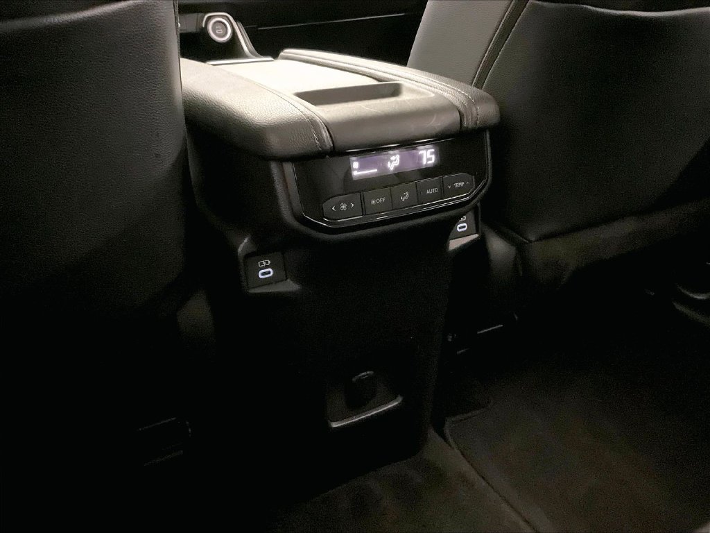 Used 2025 White Toyota XLE image 39