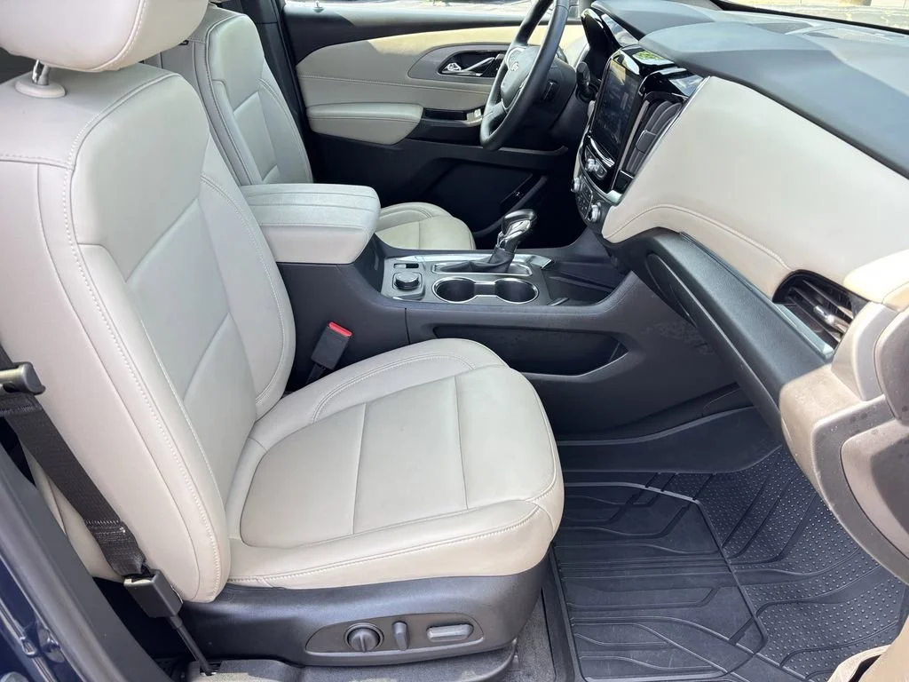 Used 2022 Northsky Blue Metallic Chevrolet LT Leather image 24