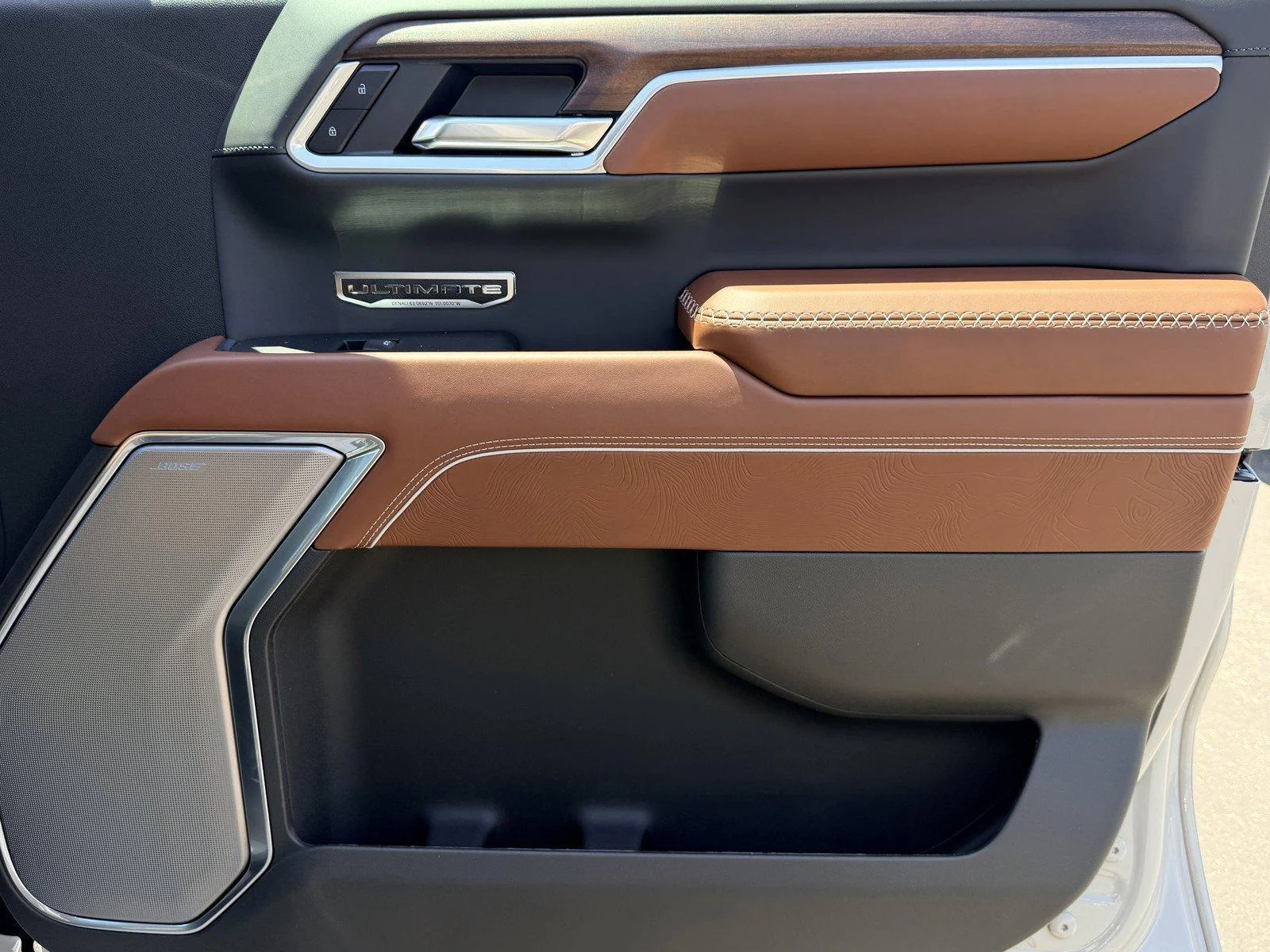 New 2026 Coastal Dune GMC Denali Ultimate image 9