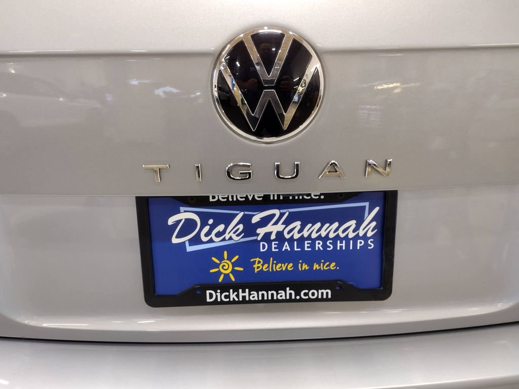 Certified Used 2023 Silver Metallic Volkswagen 2.0T S image 17
