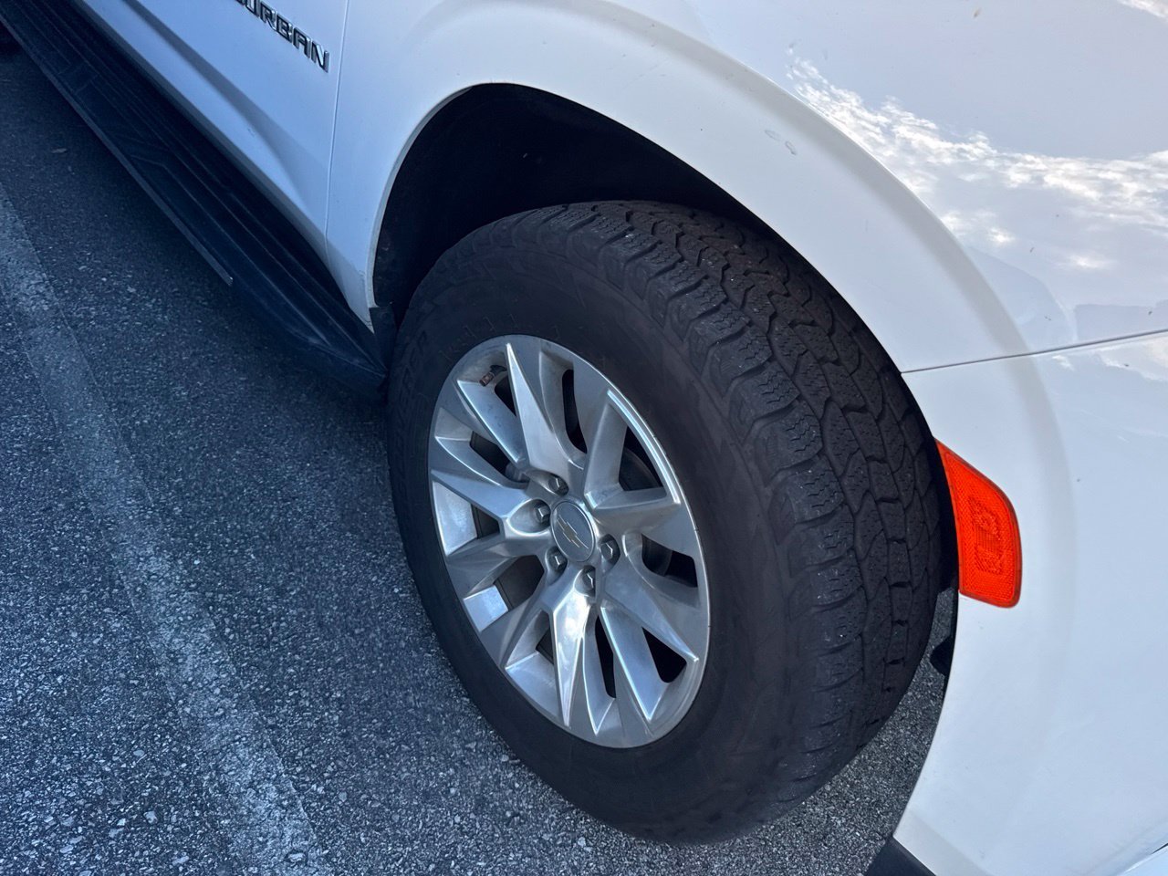 Used 2022 White Chevrolet Premier image 4