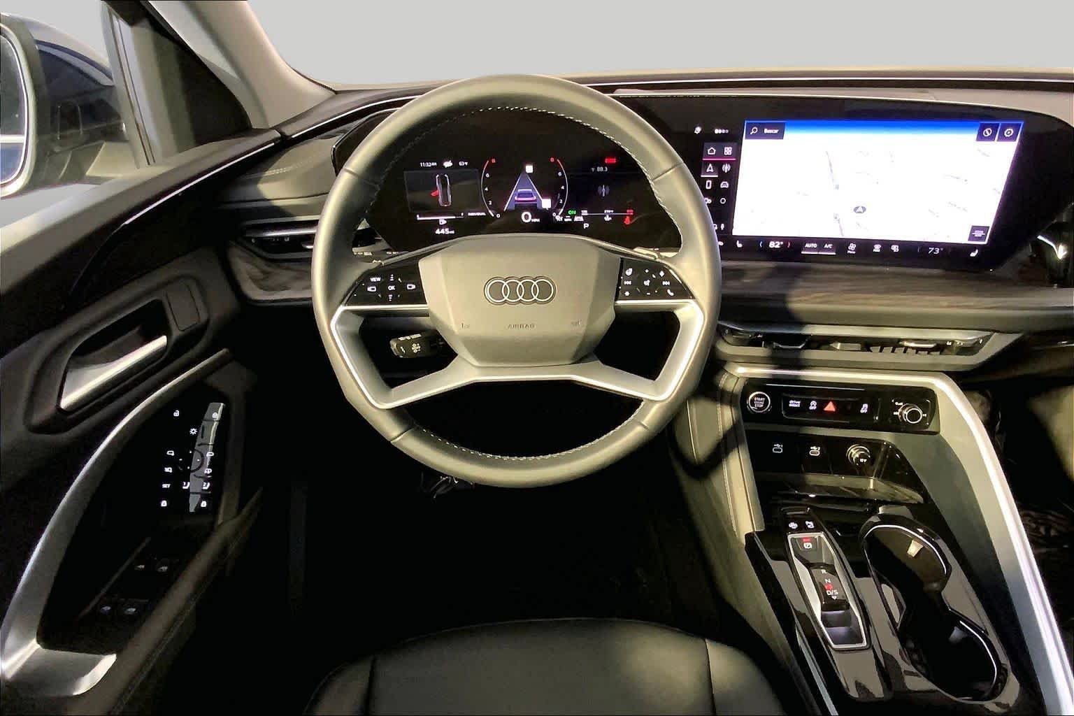 Used 2025 Navarra Blue Metallic Audi Premium image 6