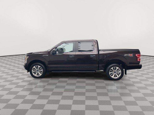 Used 2018 Magma Red Ford XL image 34