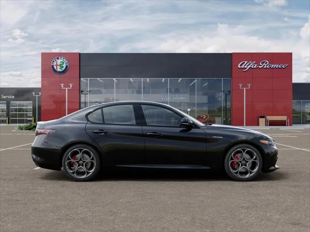 2025 Alfa Romeo Giulia Base - Photo 49