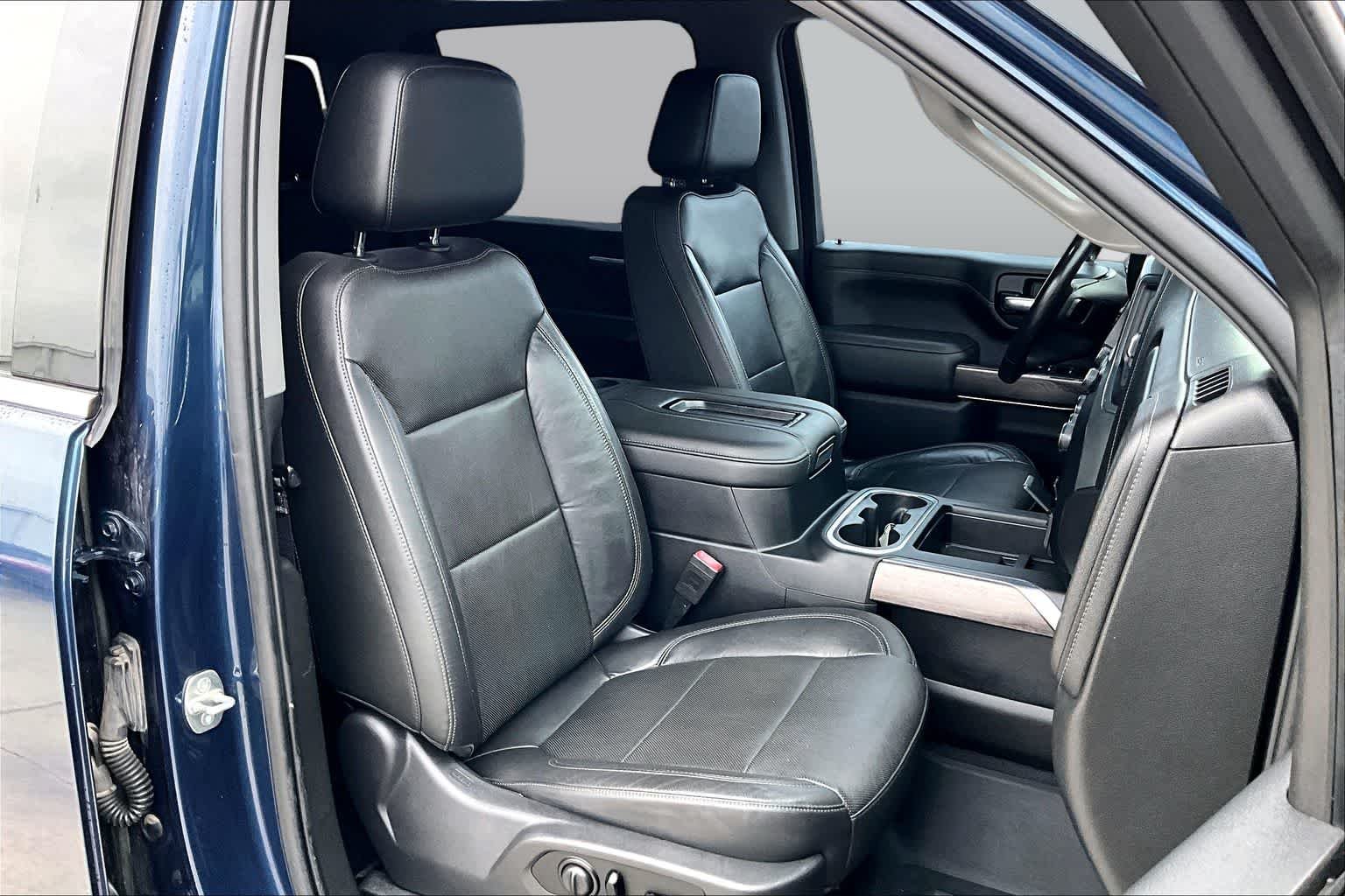 Used 2020 Northsky Blue Metallic Chevrolet LTZ image 14