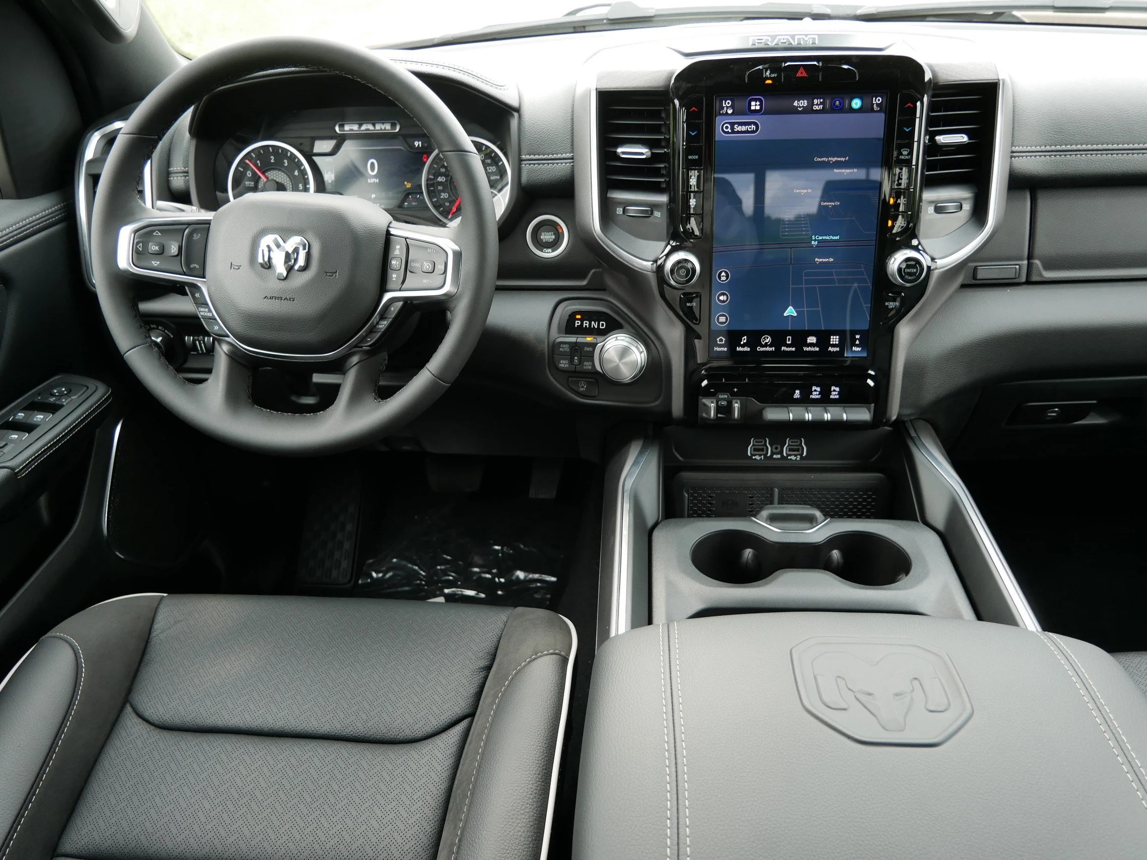 New 2026 Bright White Clear-Coat Exterior Paint RAM Laramie image 10