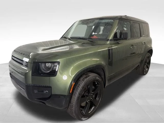 2026 Land Rover Defender 110 X-Dynamic SE P400's photo