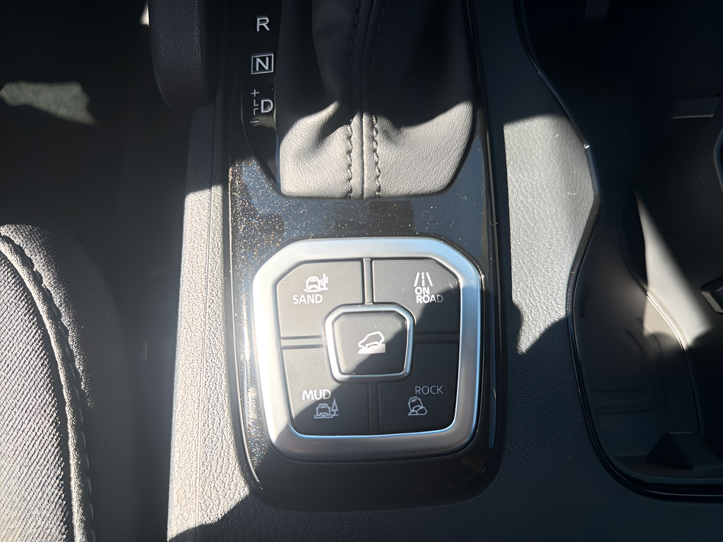 2026 Nissan Frontier SV - Photo 37