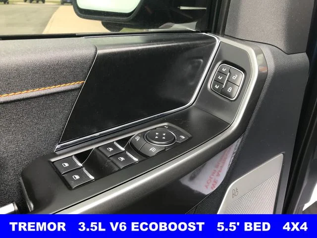 Used 2022 Blue Ford Tremor image 7