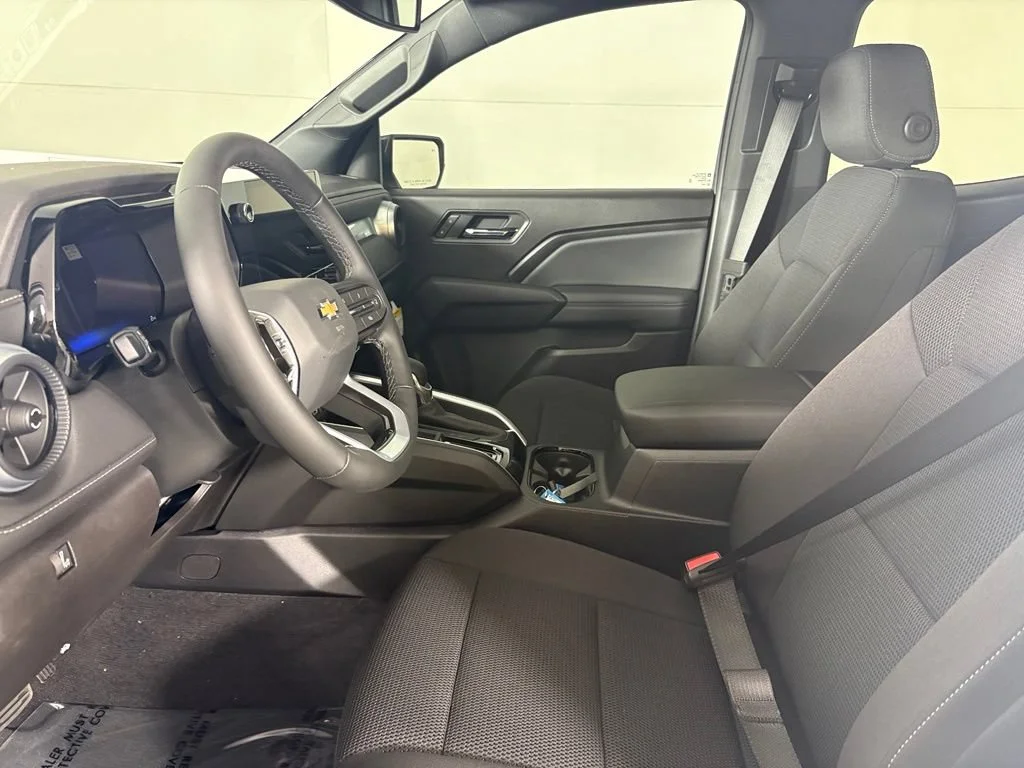 New 2026 Summit White Chevrolet LT image 23