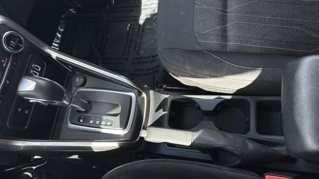 Used 2018 Red Ford SE image 20