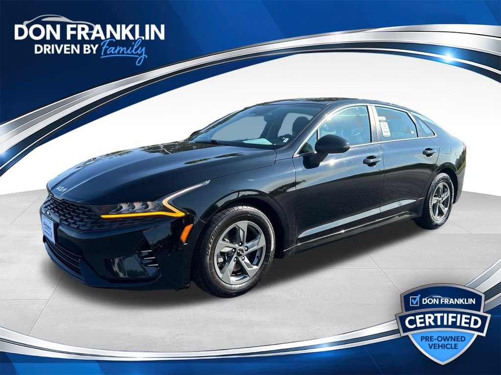 Used 2022 Black Kia LXS image 1