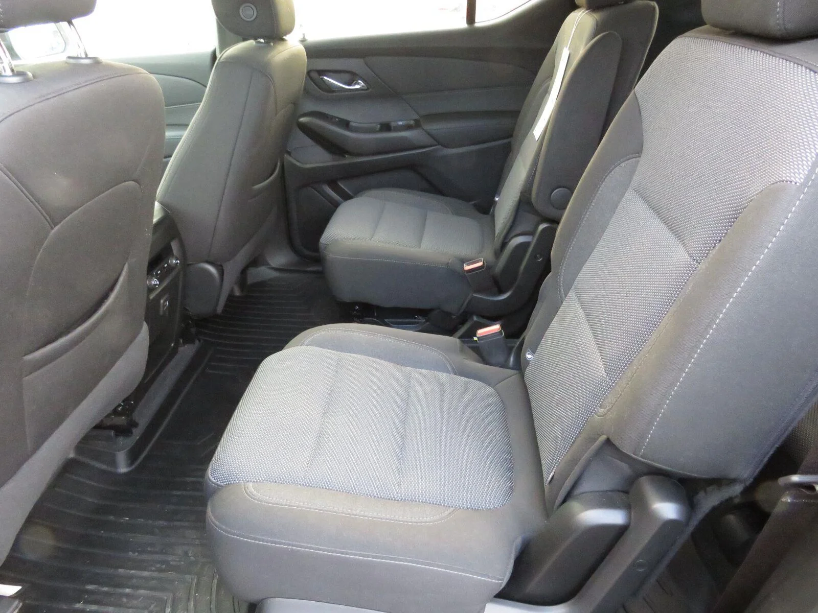 Used 2023 BLACK CHERRY METALLIC Chevrolet LT Cloth image 13