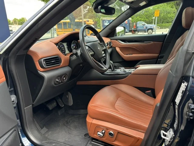 Used 2023 Blu Nobile Tri-Coat Maserati GT` ~ Tri-coat Paint Blu Nobile !!! CPO ELIGIBLE ! image 35