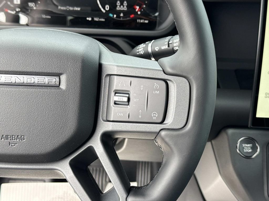 New 2026  Land Rover X-Dynamic SE image 6