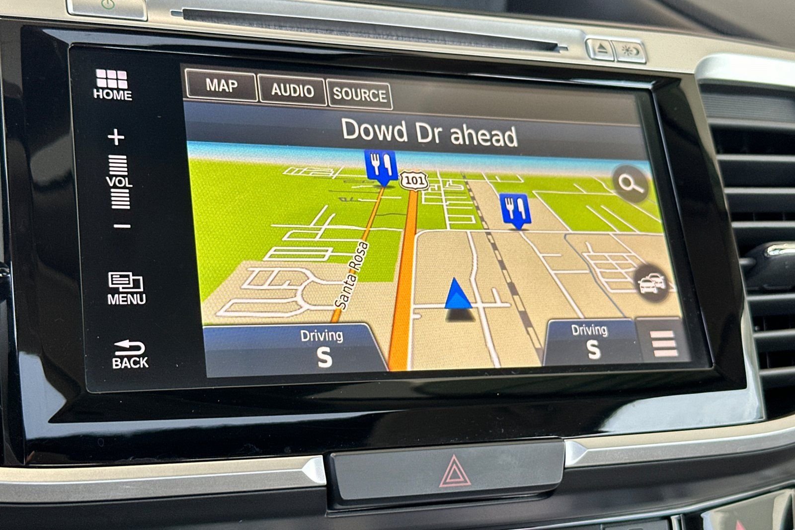 Used 2017 White Honda Touring image 18