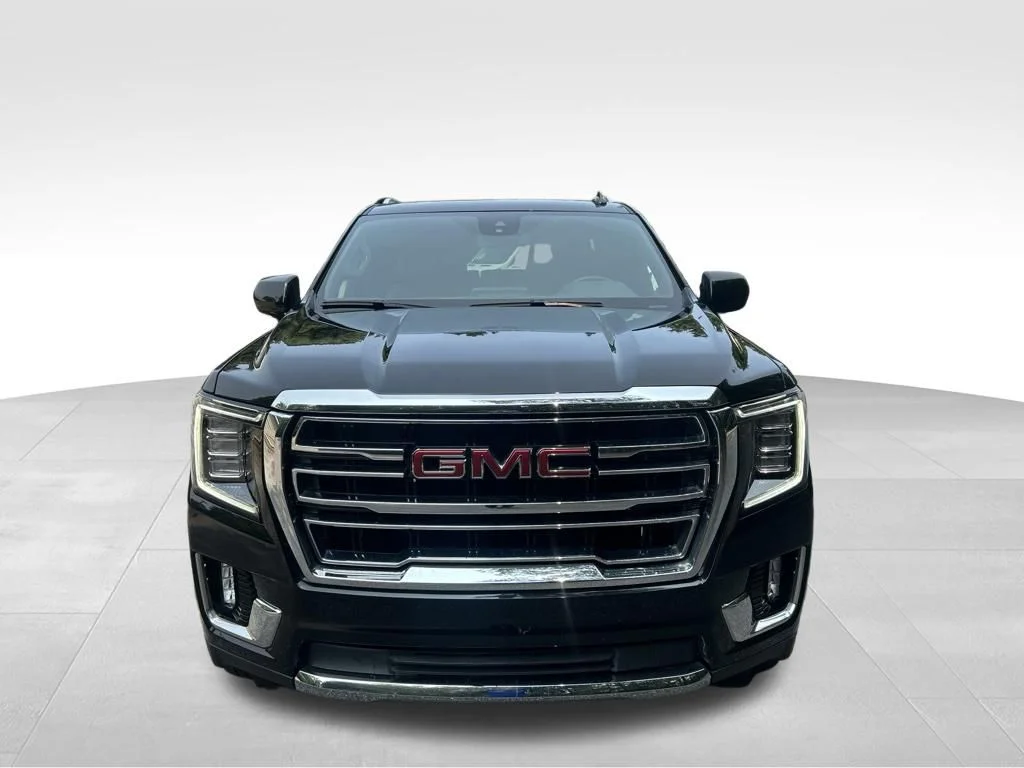 Used 2024 Black GMC SLT image 9