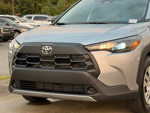 Used 2026 Silver Toyota L image 10