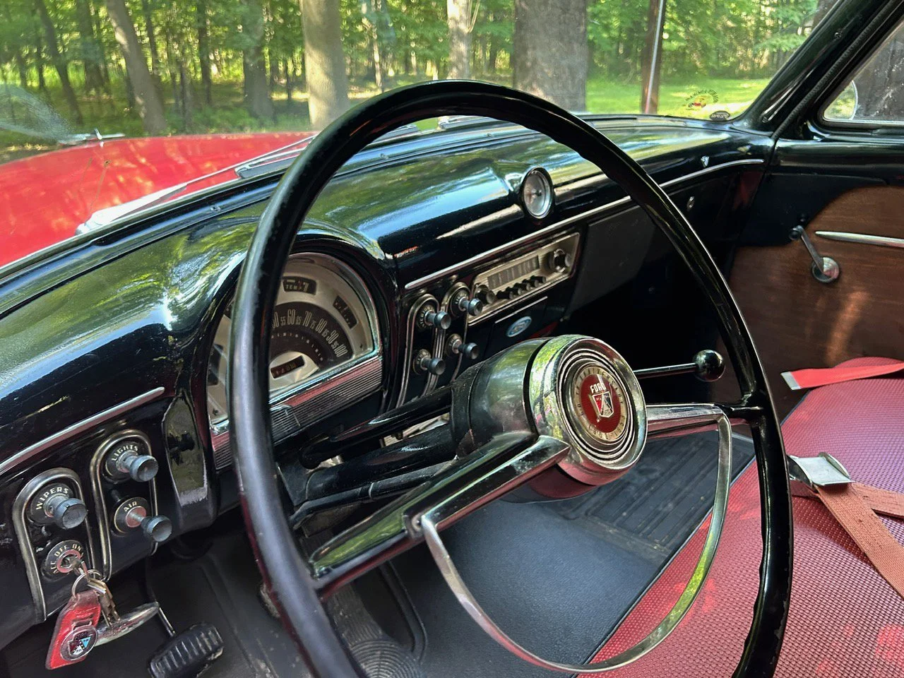 Used 1953  Ford Wagon image 12
