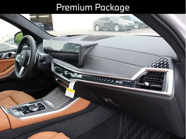 New 2026 Mineral White Metallic BMW xDrive40i image 11