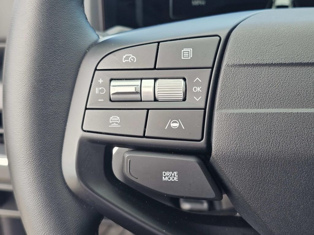 Used 2025 White Kia EX image 26