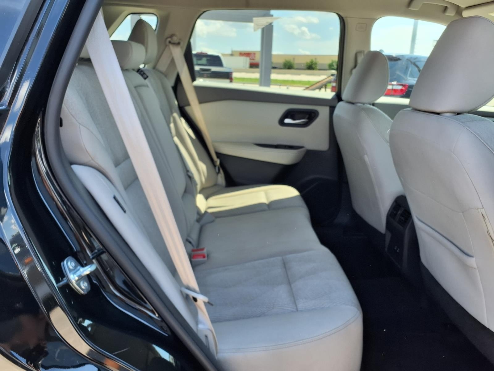 2024 Nissan Rogue SV Black at Robbins Nissan