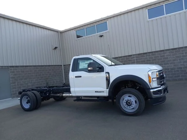 New 2025 Oxford White Ford XL image 2