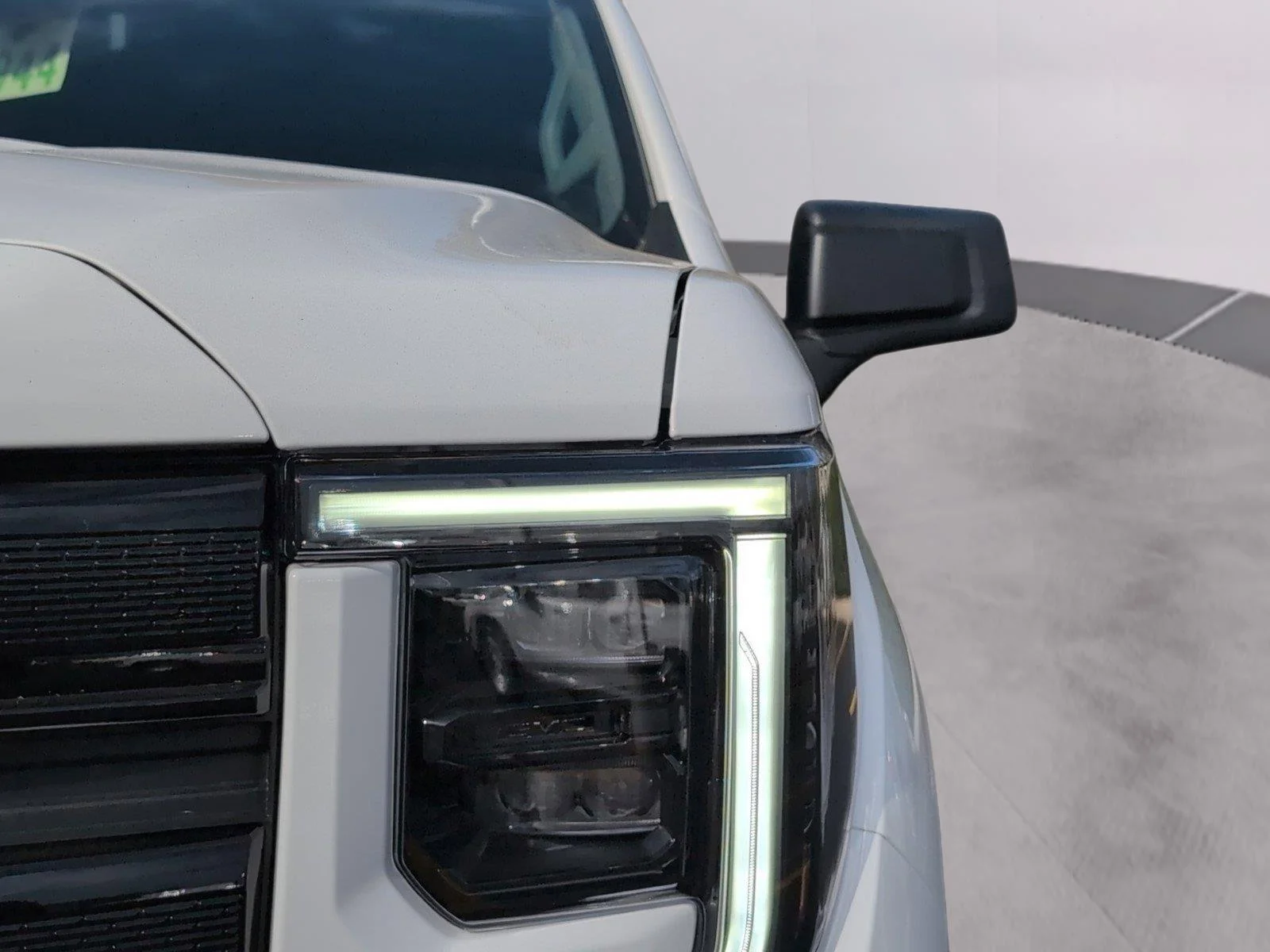 New 2026 Summit White GMC Elevation image 11