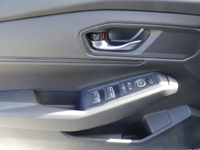 New 2026 Meteorite Gray Metallic Honda SE image 8