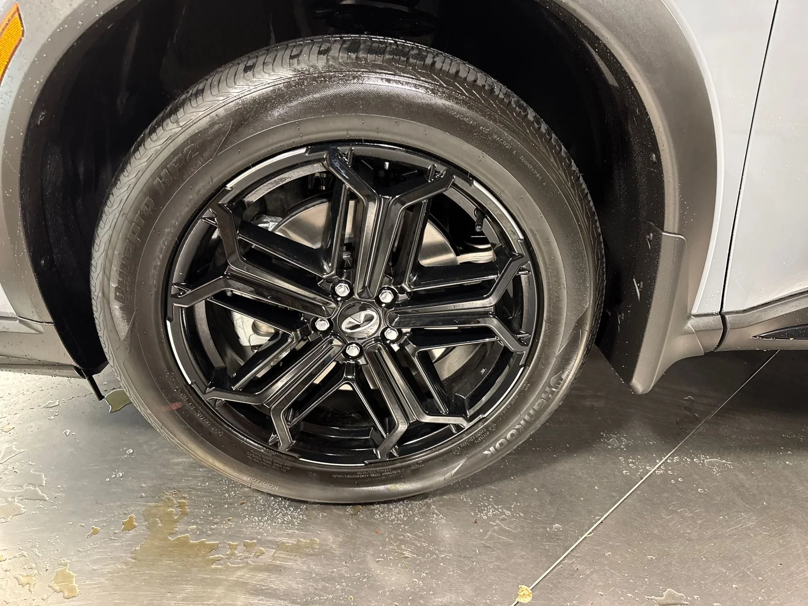 New 2027 HARBOR GRAY INFINITI Sport AWD image 2