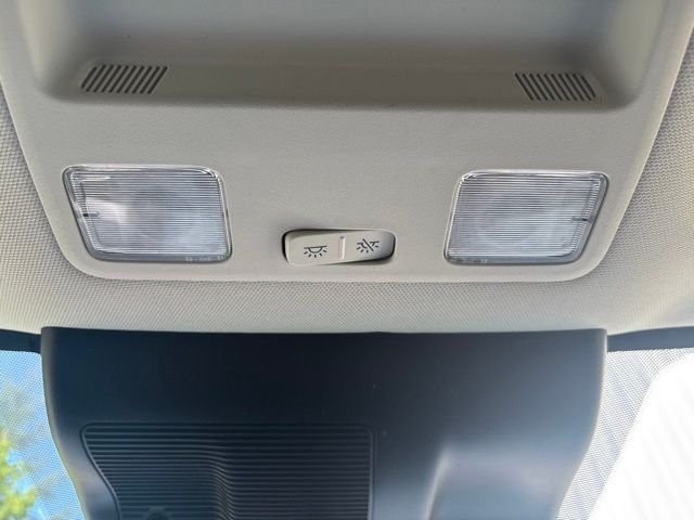 Used 2024 Red Ford XLT image 29