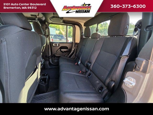 Used 2020 Sting-Gray Clearcoat Jeep Sport S image 12