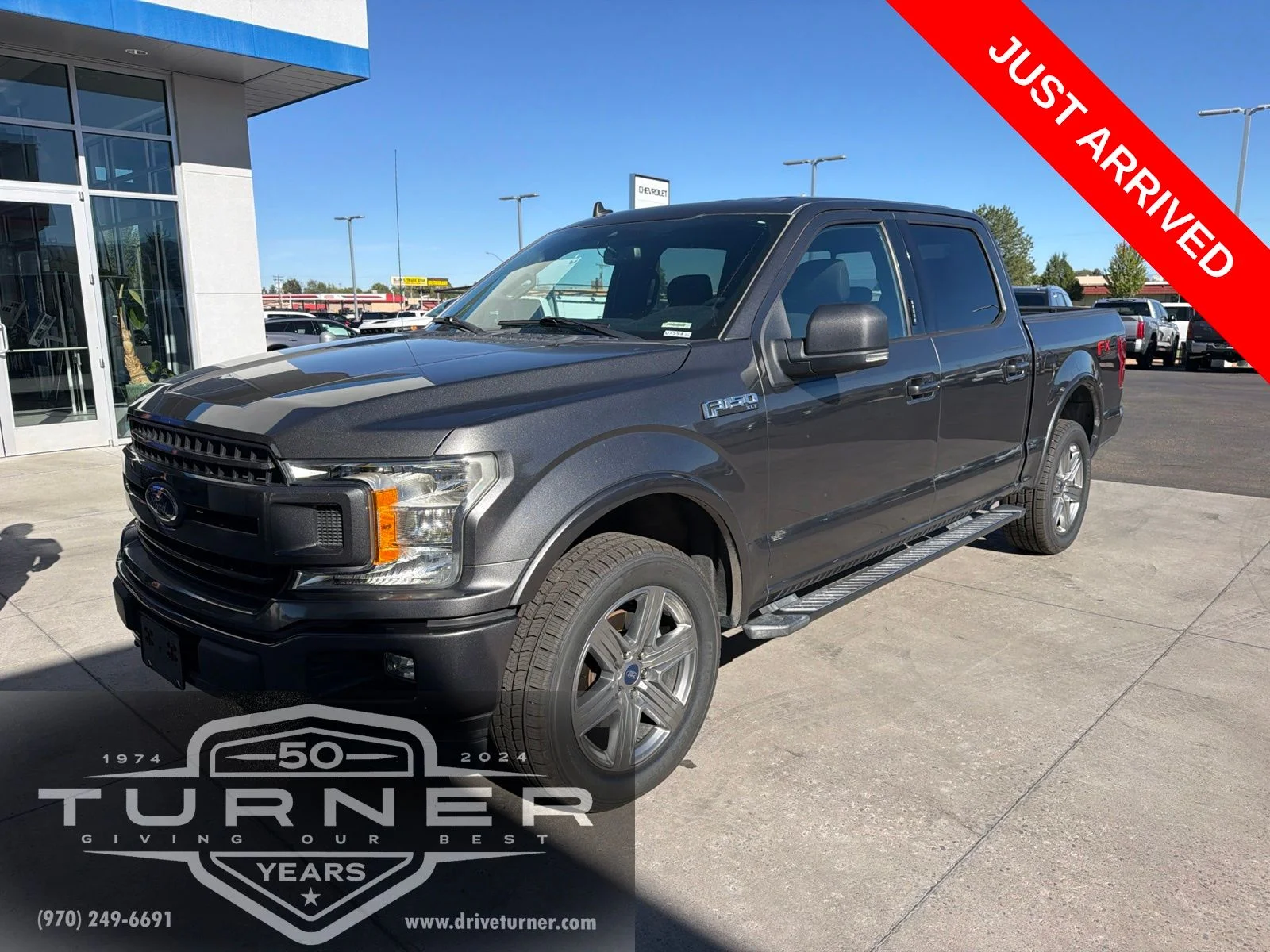 Used 2019 Gray Ford XLT image 4