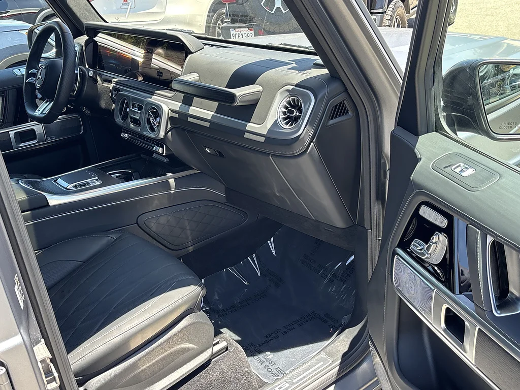 Used 2026 MANUFAKTUR Platinum Magno Mercedes-Benz AMG® G 63 image 26